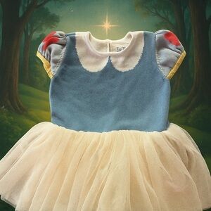 BabyGap Disney Snow White Dress 18-24 months